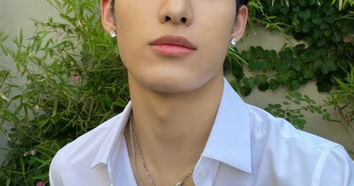 Popular Fifth-Gen Idol Sends A Public Warning To Fans During Live Broadcast缩略图