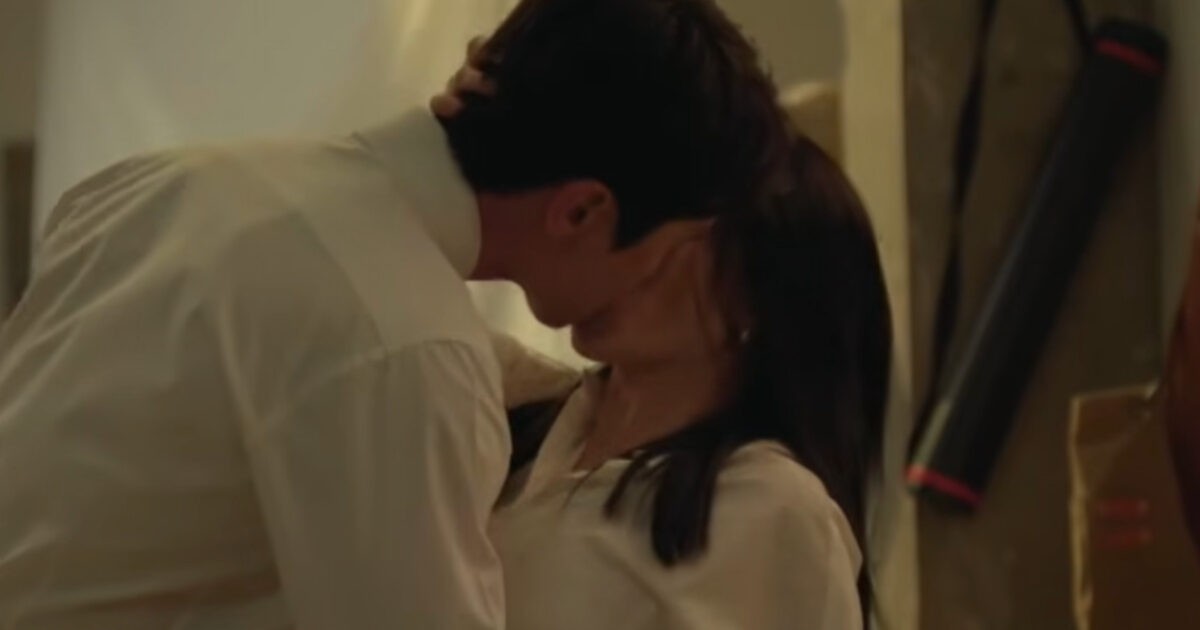 Controversial K-Drama Couple’s “Grown-Up” Kiss Scene Gets Viewers Heated缩略图