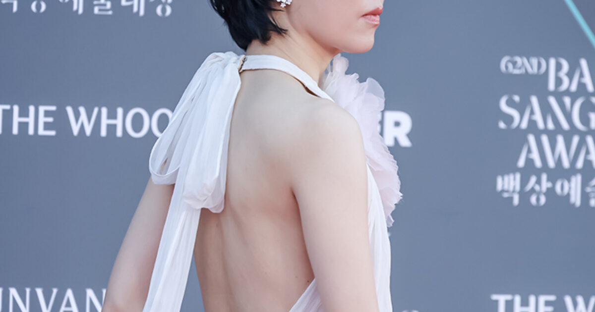 Actress Has The Best Response To Being Named “Worst Dressed” At Baeksang缩略图