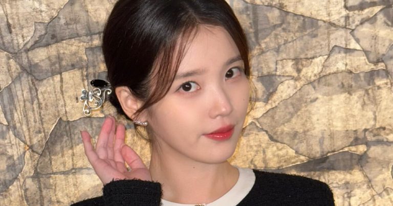 IU Shocks With Unimaginable Eating Habit缩略图