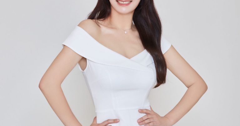 Korean Star Confesses The Story Behind The Heartbreaking Marks On Her Wrist缩略图