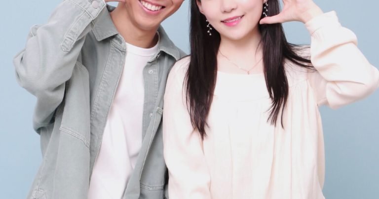 Visually Impaired Korean Star Goes Public With Relationship缩略图