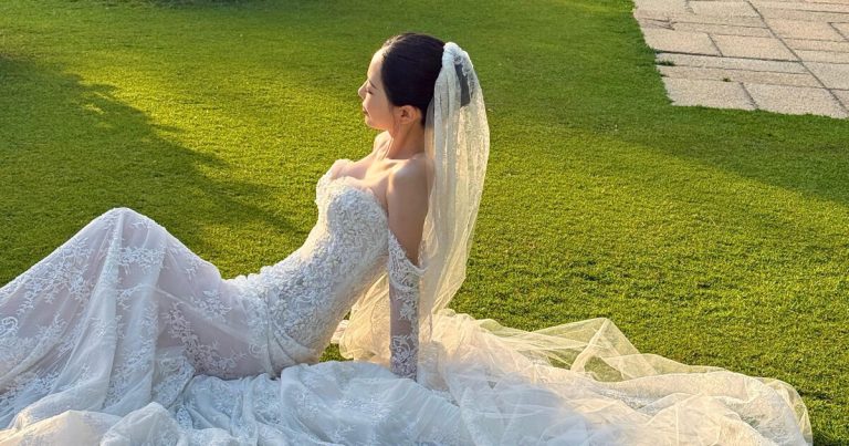 Reality Dating Show Star Releases Beautiful Wedding Pictorial缩略图