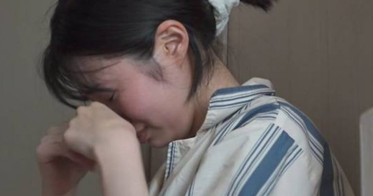 Popular K-Drama Actress Tearfully Opens Up About Nine-Year Debt, Highlights Financial Reality Of Artists缩略图