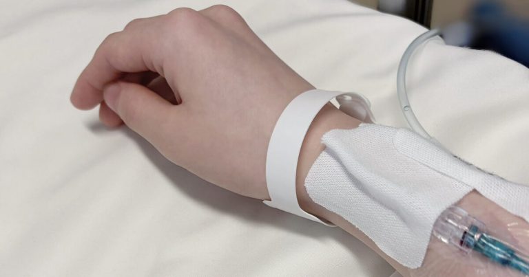 19-Year-Old Idol Who Suffered A Stroke Drops Out Of New Group缩略图