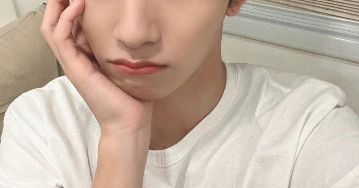 Male Idol Shares Shocking Message From Fan, Triggering Fierce Backlash缩略图
