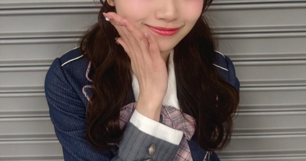 Popular Girl Group Idol Gets Caught In Secret Relationship With Fan, Company Instantly Terminates Contract缩略图