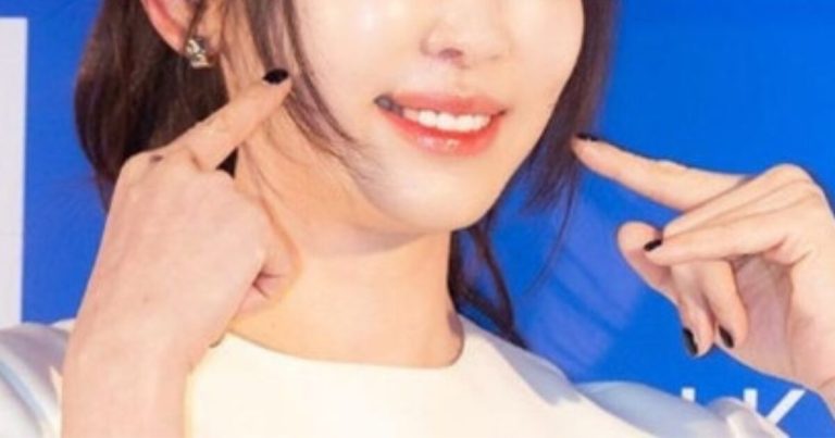 Top K-Drama Actress Gets Called “Crazy” After Inviting 40 Male Actors To Her Birthday Party缩略图