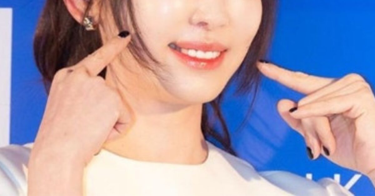 Top K-Drama Actress Gets Called “Crazy” After Inviting 40 Male Actors To Her Birthday Party缩略图