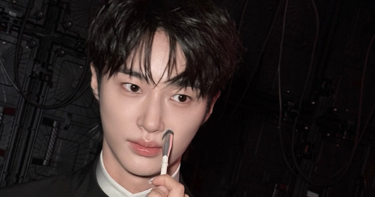 Byeon Woo Seok Showcases Comic Book-Like Visuals缩略图