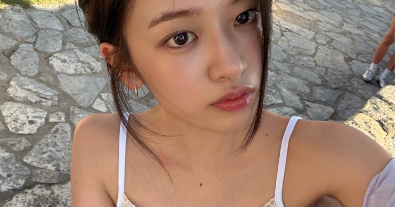 IVE’s Ahn Yujin Turns The US Upside Down With Her Beauty缩略图