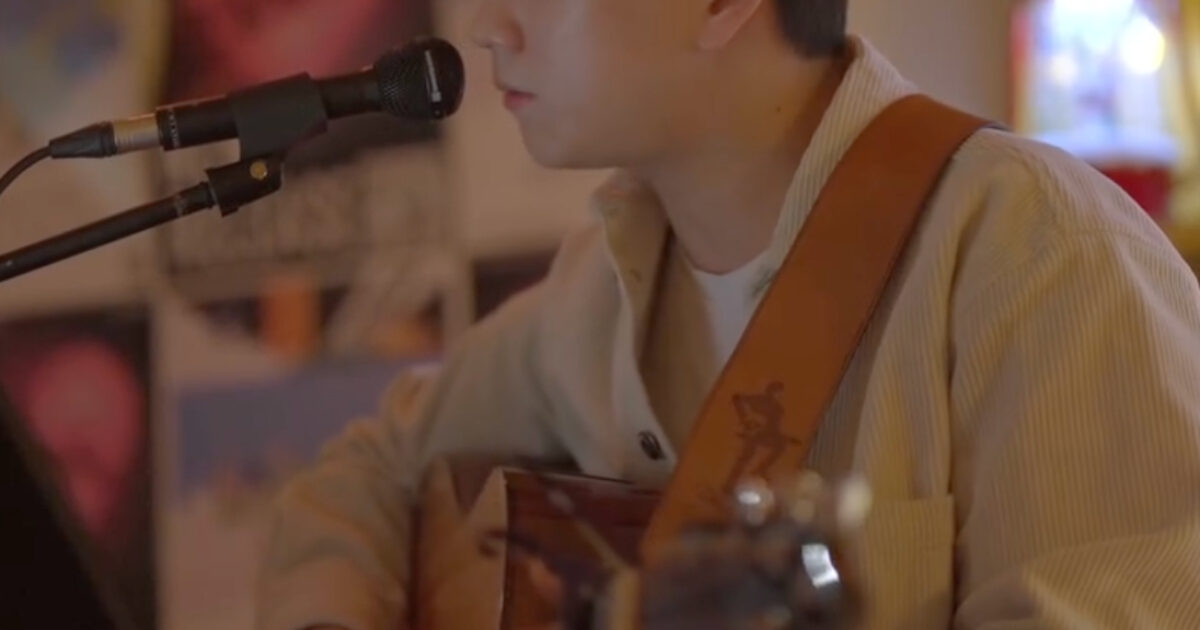 K-Pop Star Gets Forcibly Hospitalized For Bipolar Disorder At The Height Of His Career缩略图