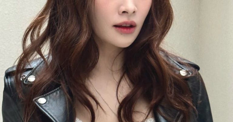 She Was #1 In Her School In The United States — Then She Moved To Korea To Become One Of K-Pop’s Most Legendary Idols缩略图