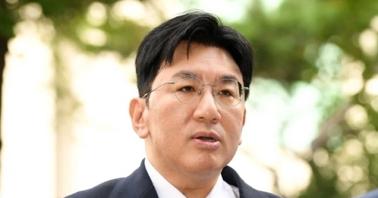 HYBE’s Bang Si Hyuk To Be Sent To Prosecution缩略图