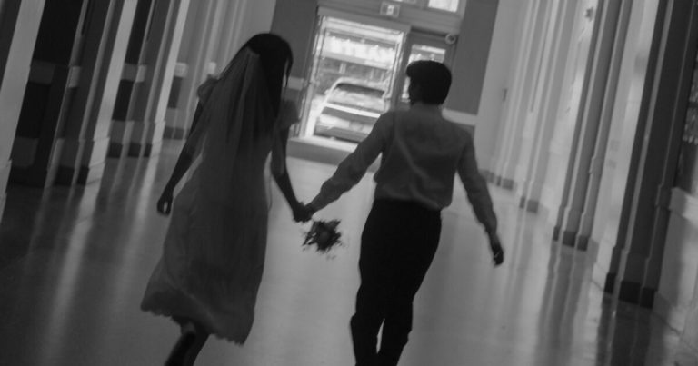 K-Pop Idol Ties The Knot With Lawyer缩略图