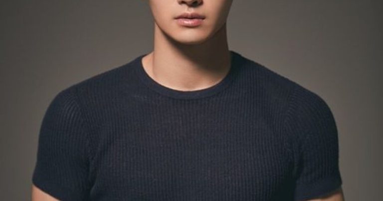 Korean Actor Signs With New Agency Just Two Months After Sudden Retirement缩略图
