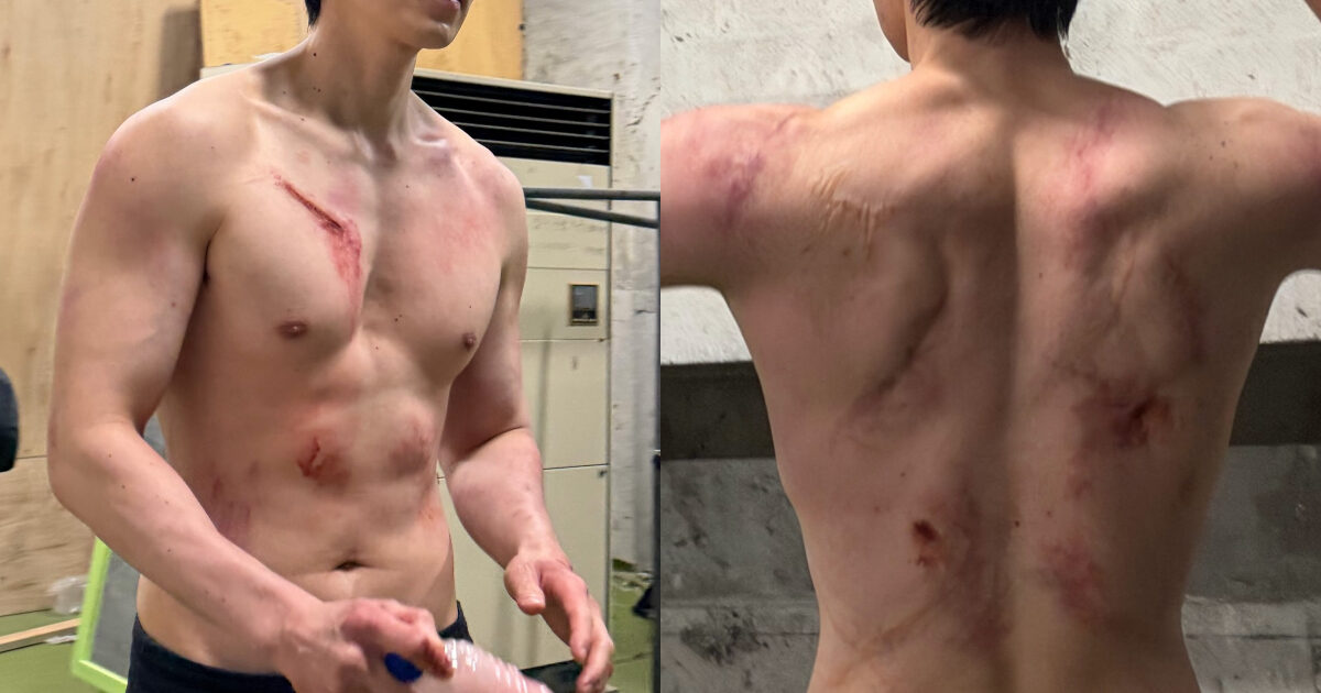 Top Korean Actor Shows Off His Bulked-Up Physique缩略图