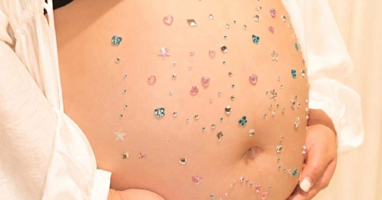 Korean Star Gains Attention For Zero-Cost Maternity Photos缩略图