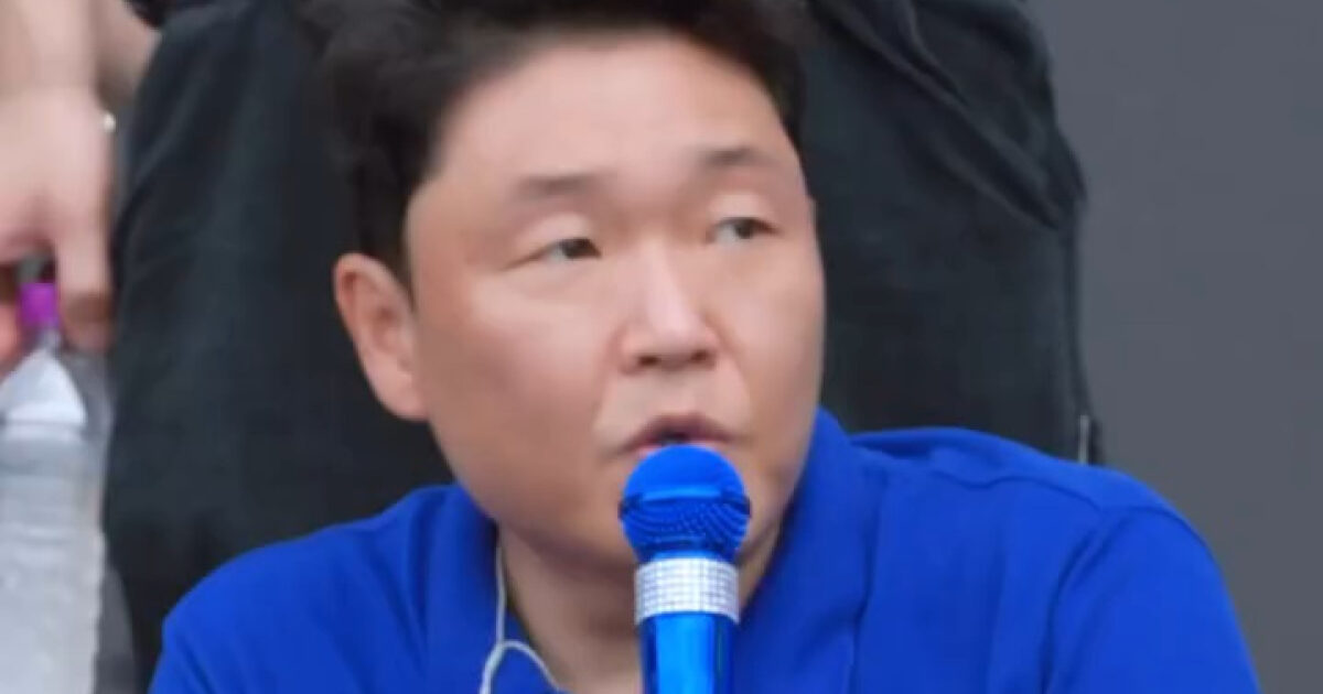 PSY Coolly Responds To Malicious Comments Criticizing “SUMMER SWAG”缩略图