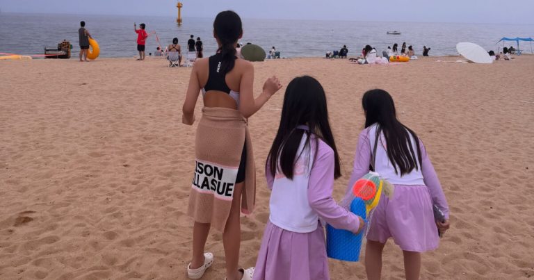 Former Girl Group Idol Surprises With How Fast Her Kids Have Grown缩略图