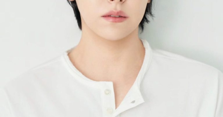 Boy Group Idol Openly Talks About His Married Life缩略图