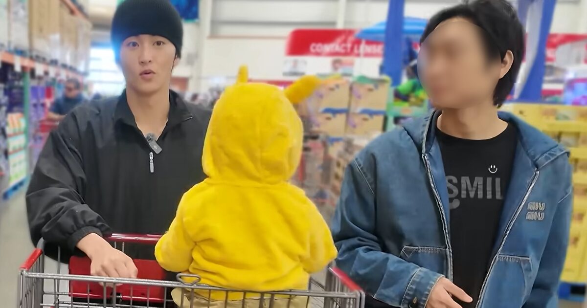 Mark Lee Clarifies His Relationship With His Manager In Recent Live Stream缩略图