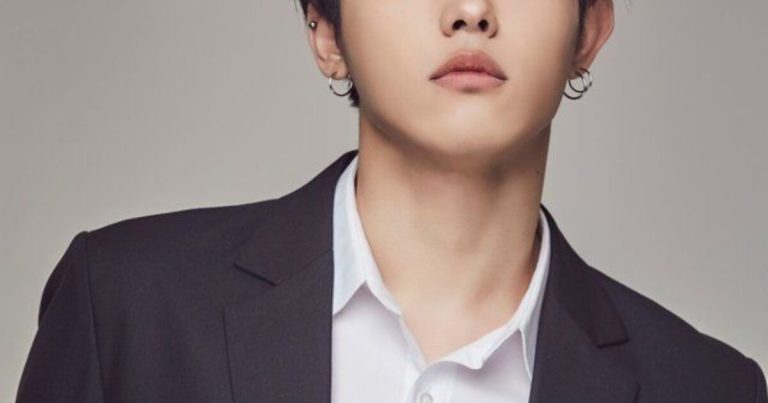 Controversial Idol Directly Responds To Fan’s Traumatic Fan Sign Experience With Him缩略图