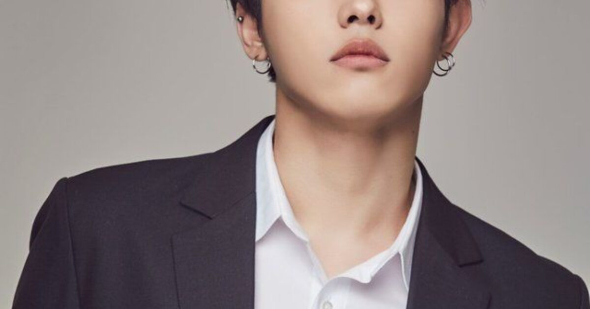 Controversial Idol Directly Responds To Fan’s Traumatic Fan Sign Experience With Him缩略图