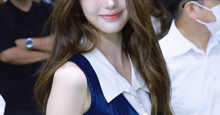 IVE Jang Wonyoung’s Unfamiliar Visuals Trigger Massive Response缩略图
