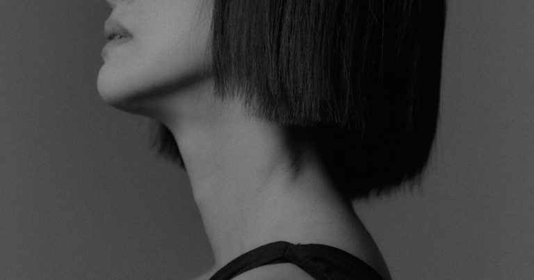 Korean Actress Makes Emotional Confession About Loneliness缩略图