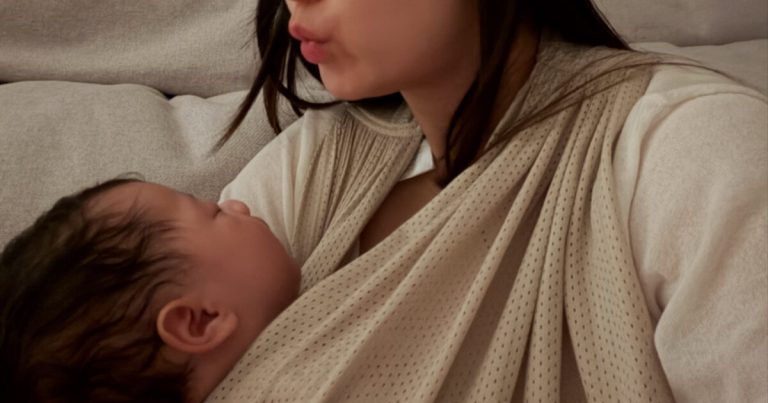 Beloved Actress Blames Herself While Raising 2-Month-Old Son缩略图