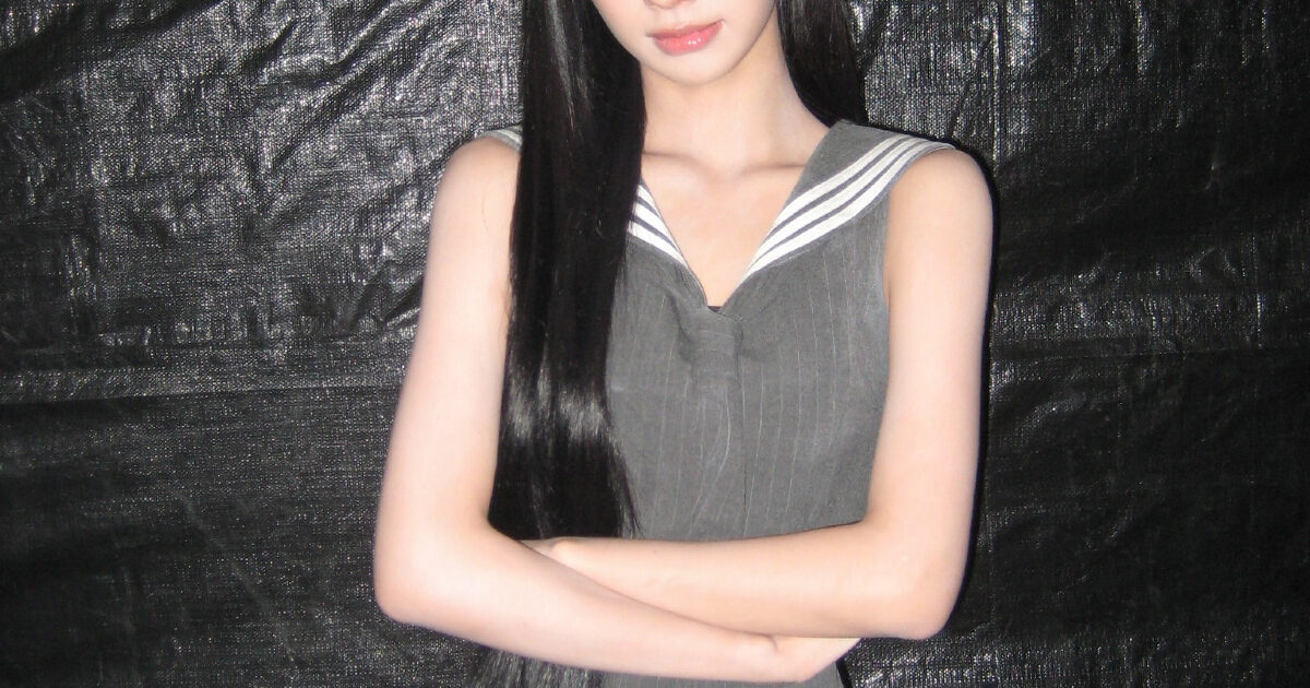 Rising Girl Group Shocks With Unexpected Reason For Not Being Allowed To Ride A Slide缩略图