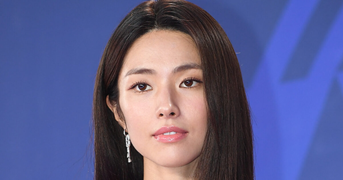 Controversial Actress Ha Young’s Most Recent Update Sparks Even More Backlash缩略图