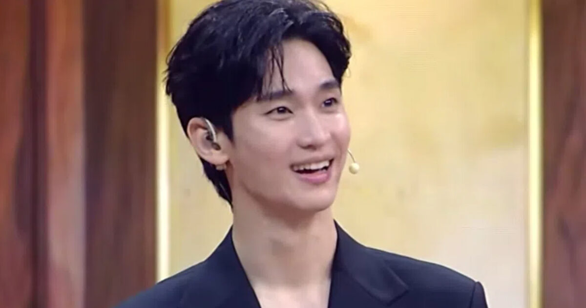 Kim Soo Hyun Confirmed To Attend Another Award Show, Sparks Massive Response缩略图