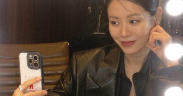 Son Ye Jin Finally Lets Out The Biggest Mystery Of Her Social Media Feed缩略图