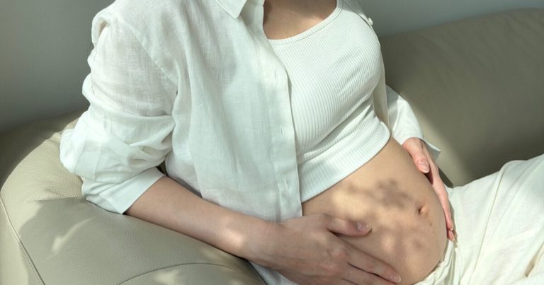 Former K-Pop Idol Shows Off Gorgeous Baby Bump缩略图