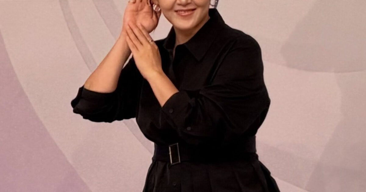 Beloved Actress Opens Up About Her Secret Marriage缩略图