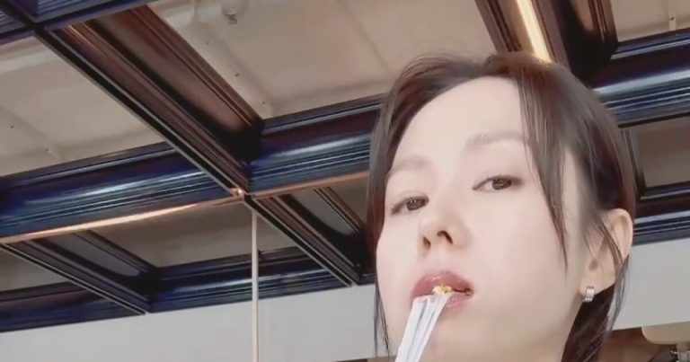 Son Ye Jin Under Fire For Her Latest Instagram Update缩略图