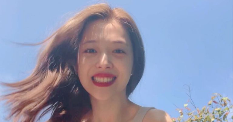 Remembering Sulli, Who Passed Away 7 Years Ago At Age 25缩略图