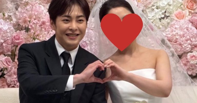 EXO’s Xiumin Shocks Next To Bride At Wedding缩略图