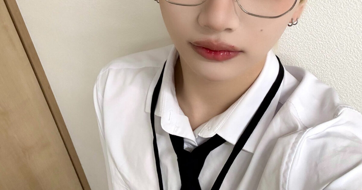 “Nugu” Male Idol’s Fan Chat Messages Exposed, Sparks Huge Backlash缩略图